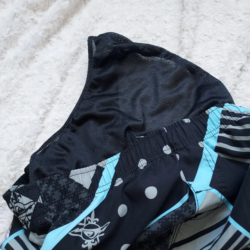 Quiksilver Black Gray Graphic Board Swim Trunk Shorts Surf Beach Pool Vacation